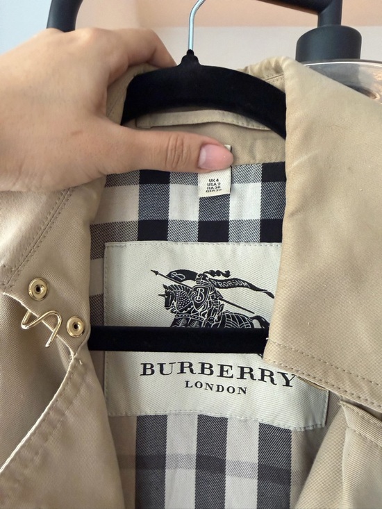 Burberry Jackets & Blazers - Burberry Beige Trench Coat with Black & White Check Lining
